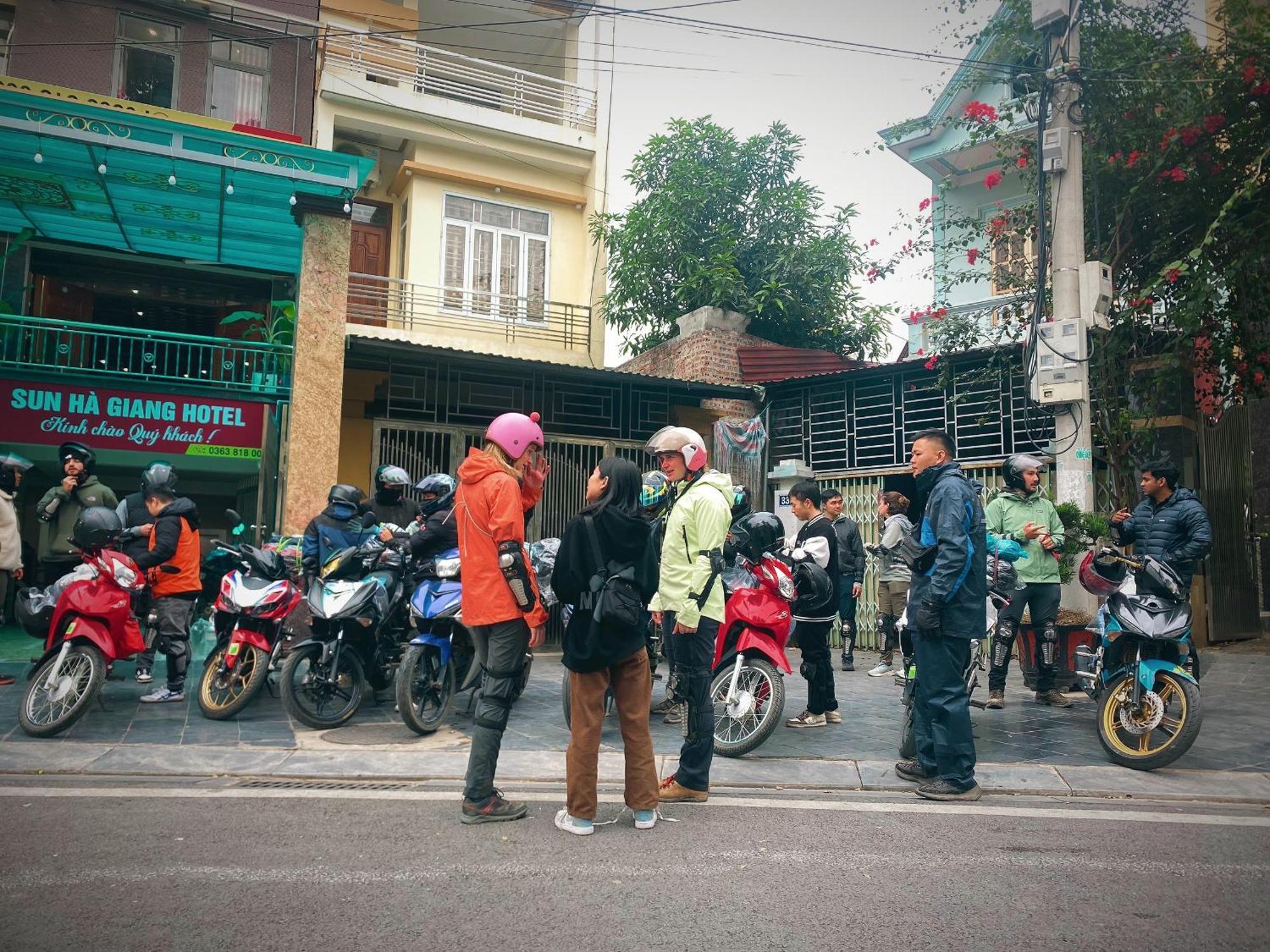 Sun Ha Giang Hotel-Tours-Motorbike Rental Exterior foto